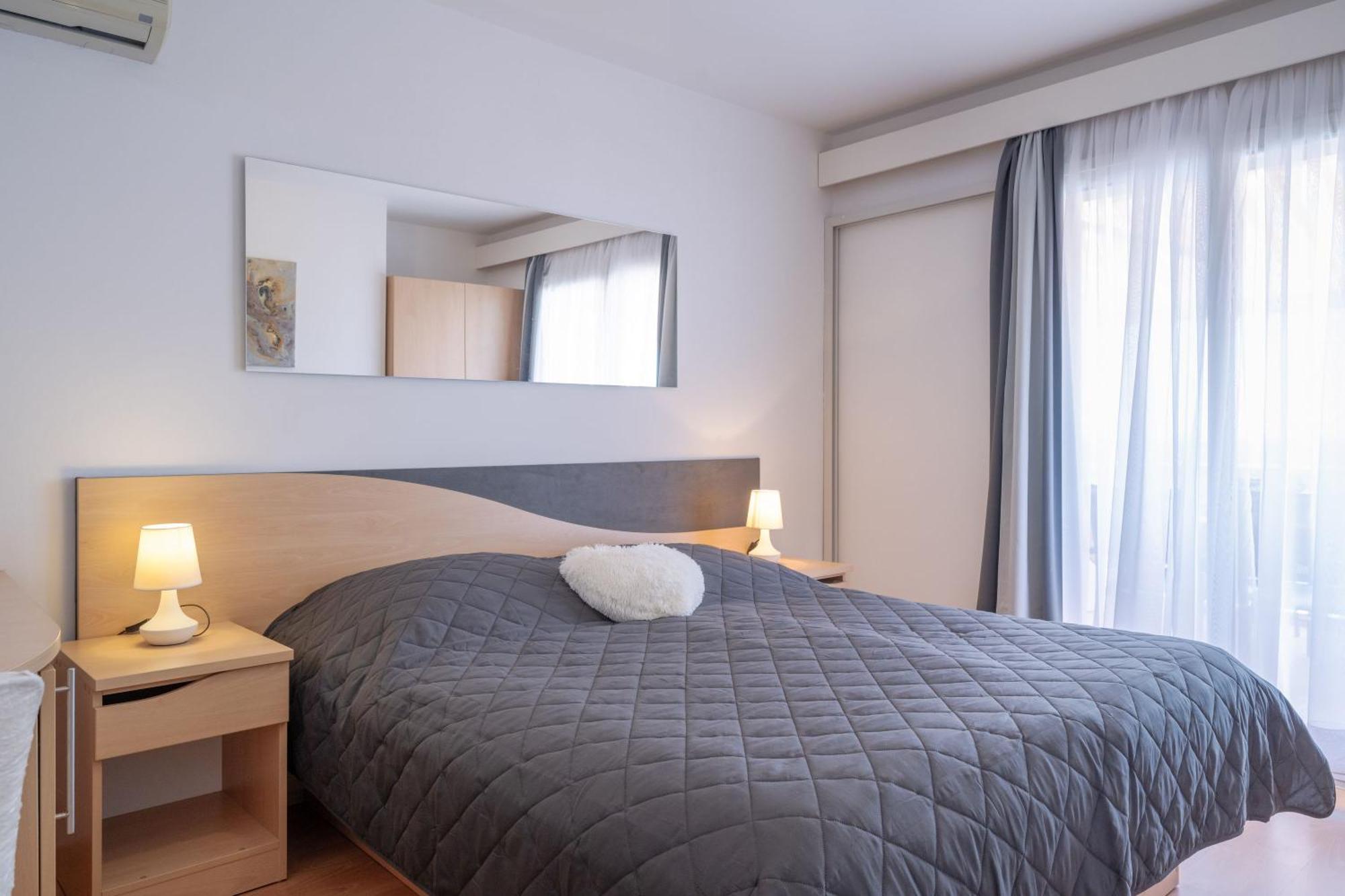 Apartmani Marelic - Sun Beach Zavalatica Exterior photo